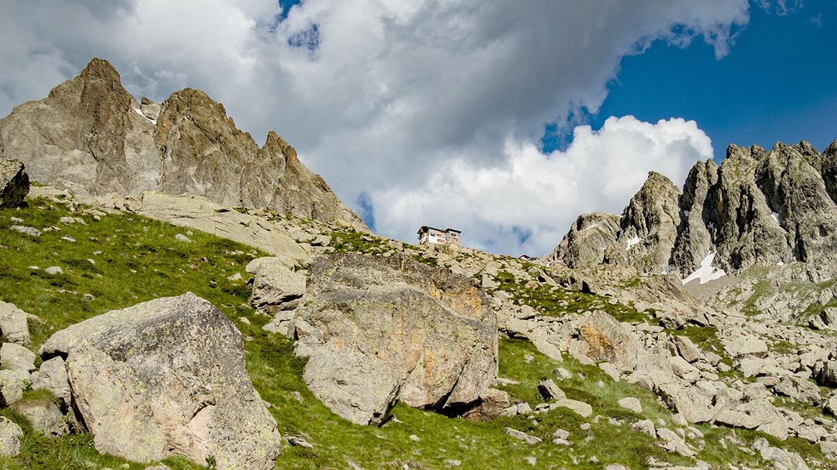 Fotografia: il rifugio Franco Remondino | Archivio APAM